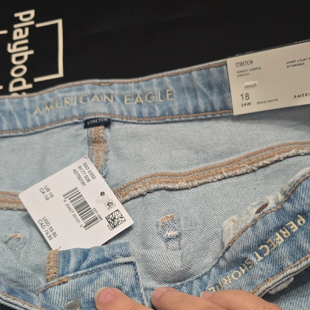 American Eagle‎ Outfitters Light Blue Ripped Jean Shorts 18w Nwt